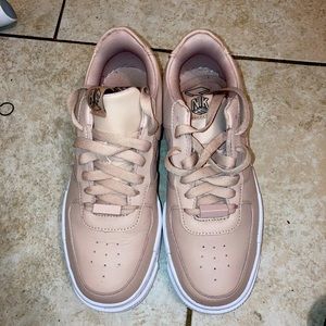 Pink Nike  only ware it one time